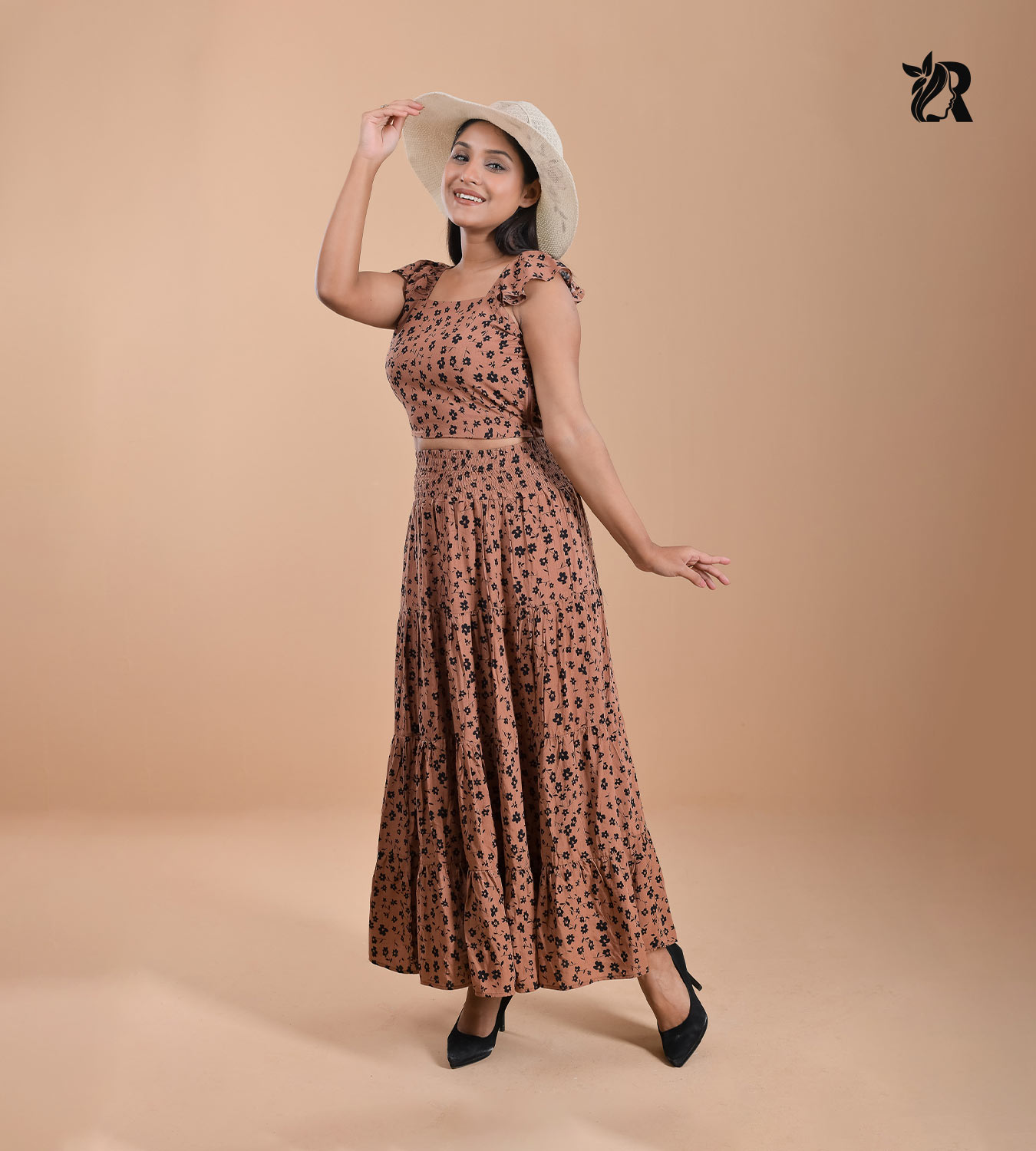 Rustic Floral Elegance Dress Set (5)