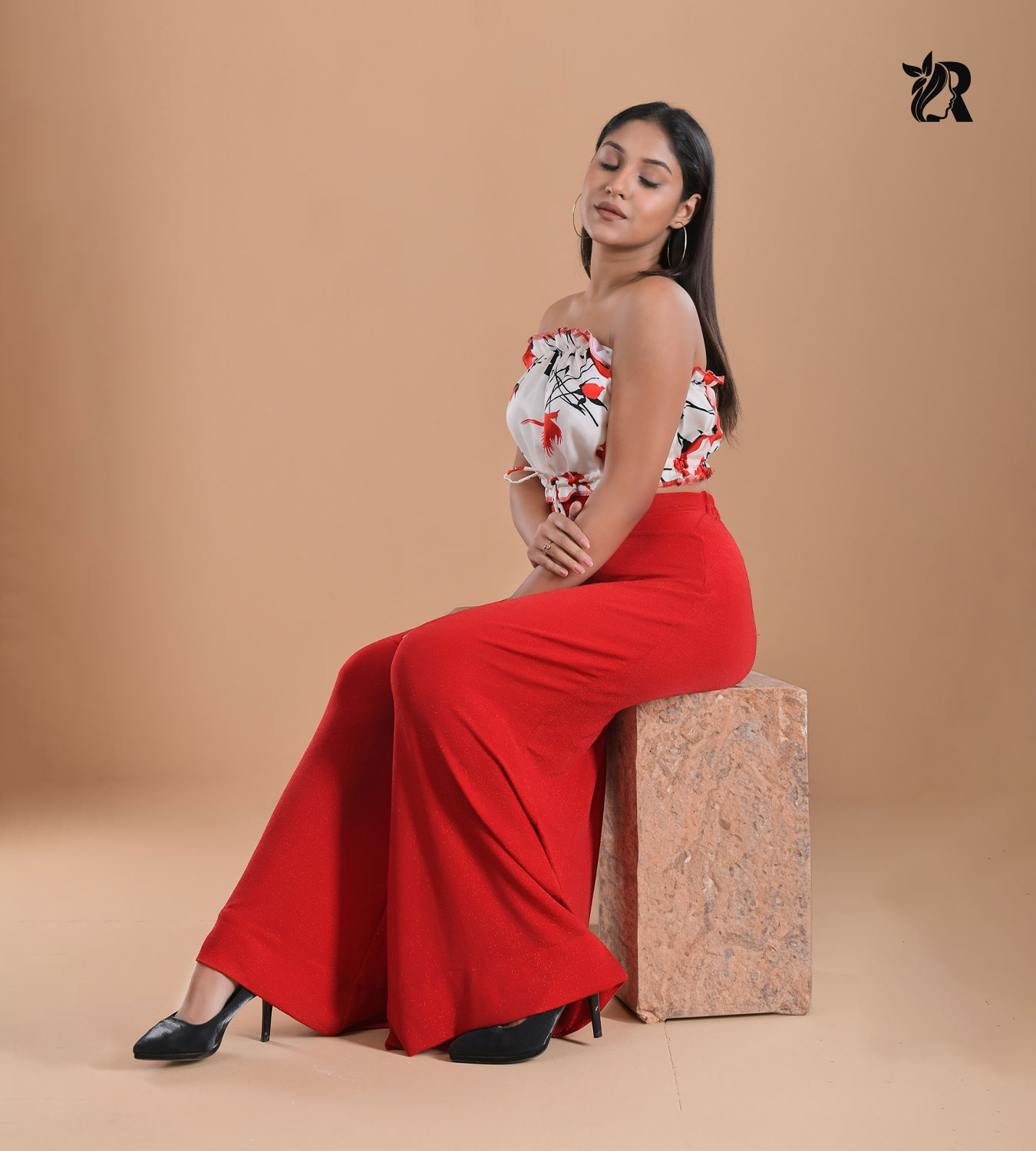 Valentine Ravelle Set (4)