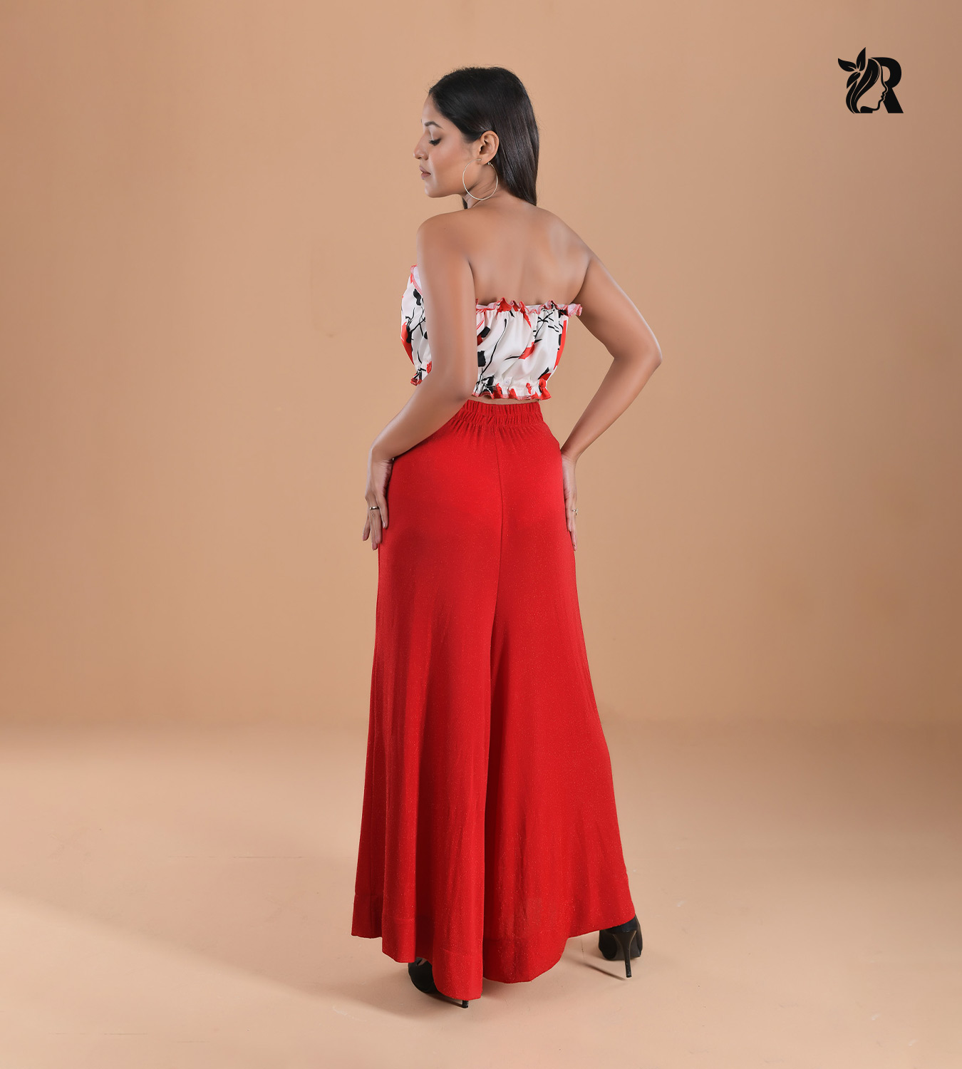 Valentine Ravelle Set (5)