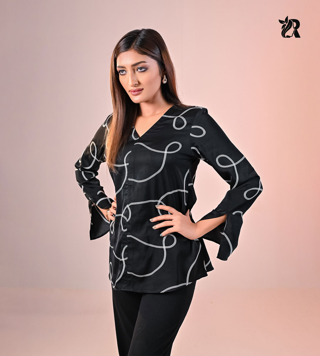 Geometric Print Pullover Thin Chiffon Shirt (3)