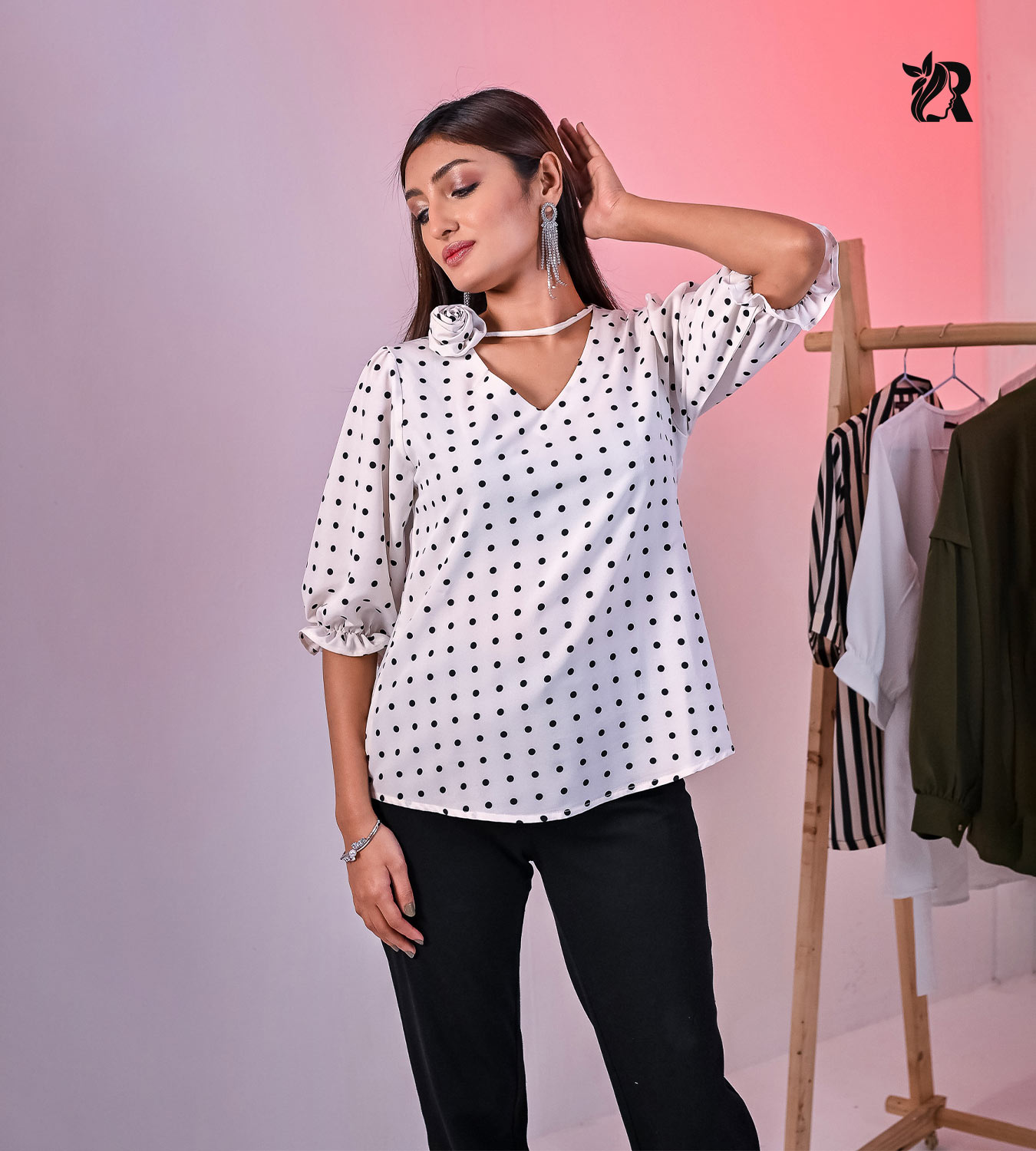 Rose Print V-Neck Short Sleeve Top (6)